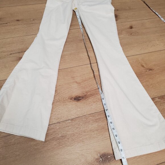 Hollister Corduroy Pants Womens 00S 21x3 Beige Ultra High-Rise Flare Bell Bottom - Picture 7 of 10